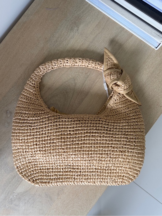 Urban Expressions Handbags - Urban Expressions Knotted Crochet Shoulder Bag in Beige